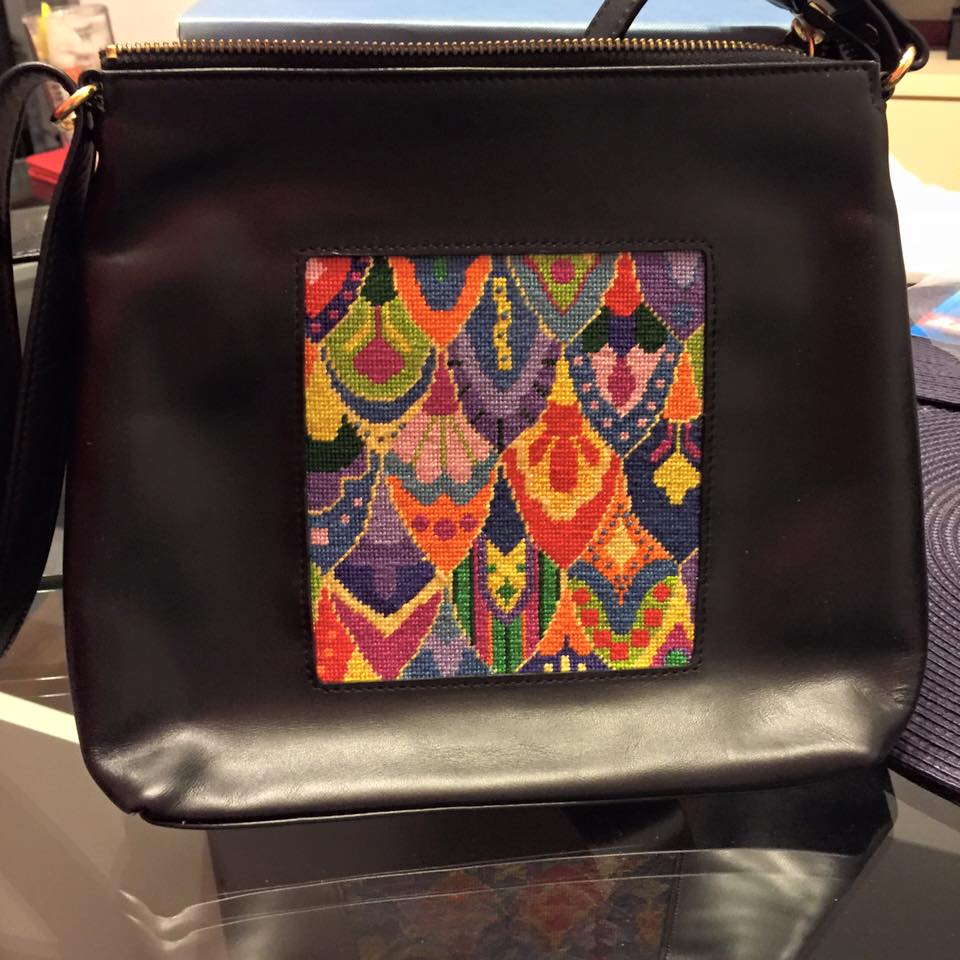 Lee's SelfFinishing Leather Bags & Needlepoint Canvas Colonial