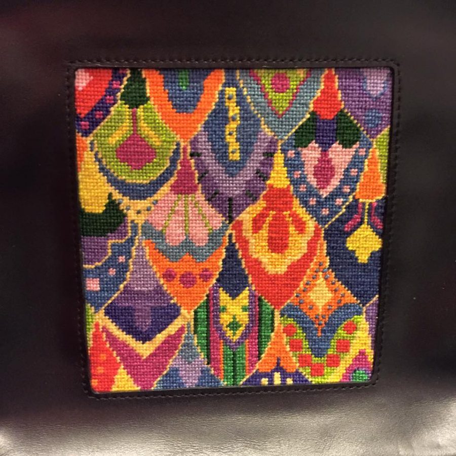 Lee's SelfFinishing Leather Bags & Needlepoint Canvas Colonial Needle Creative Ideas